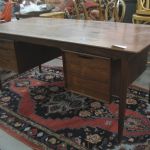 490 3146 WRITING DESK